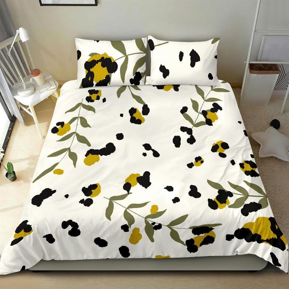 White Cheetah Leaf Safari Multicolored Quilt Bedding Set, Boho Bedding Set, Soft Comfortable Quilt, Hippie Home Decor
