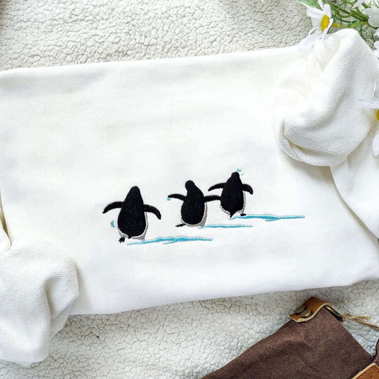 Embroidered Custom Sweatshirts, Cute Penguin Embroidered Sweatshirt 2D Crewneck Sweatshirtfor Men And Women, Christmas Gift