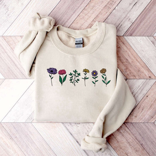 Embroidered Custom Sweatshirts, Embroidered Wildflower Sweatshirt, Botanical Sweatshirt, Gift For Mom, Christmas Gift