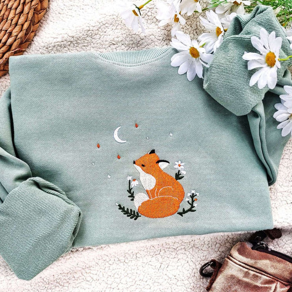 Embroidered Custom Sweatshirts, Fox Daisy Embroidered Sweatshirt 2D Crewneck Sweatshirt Gift For Family, Christmas Gift