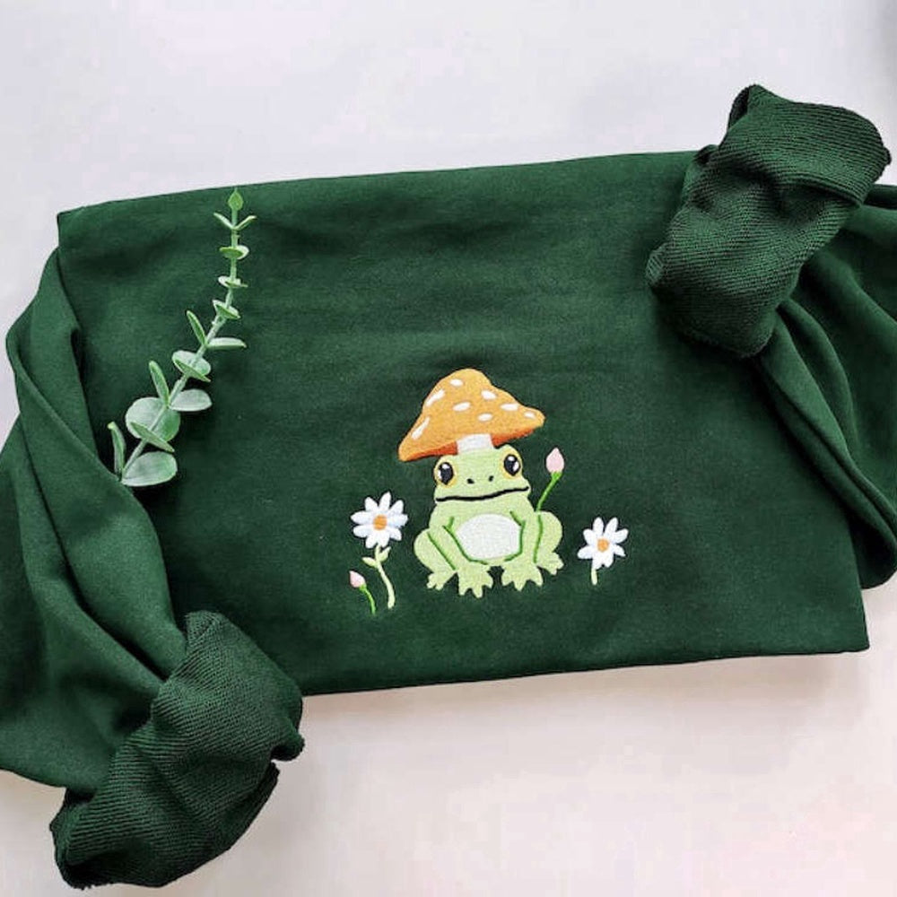 Embroidered Custom Sweatshirts, Frog And Daisy Embroidered Sweatshirt 2D Crewneck Sweatshirt For Women And Women, Christmas Gift