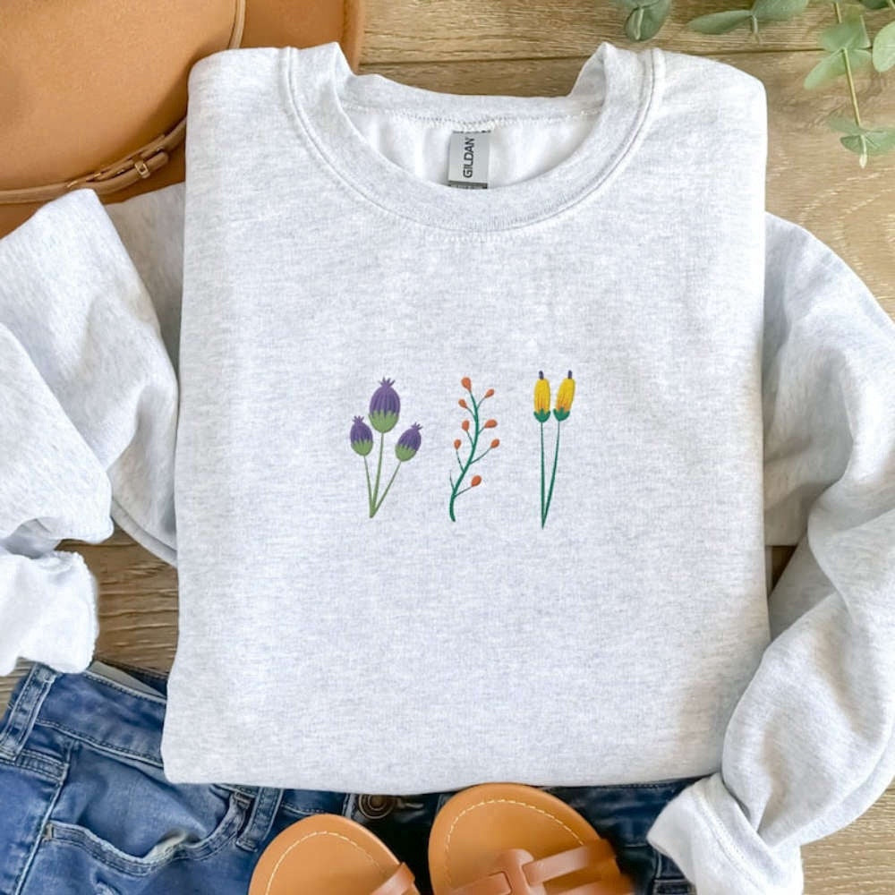 Embroidered Custom Sweatshirts, Wild Flowers Embroidered Sweatshirt 2D Crewneck Sweatshirt For Family, Christmas Gift