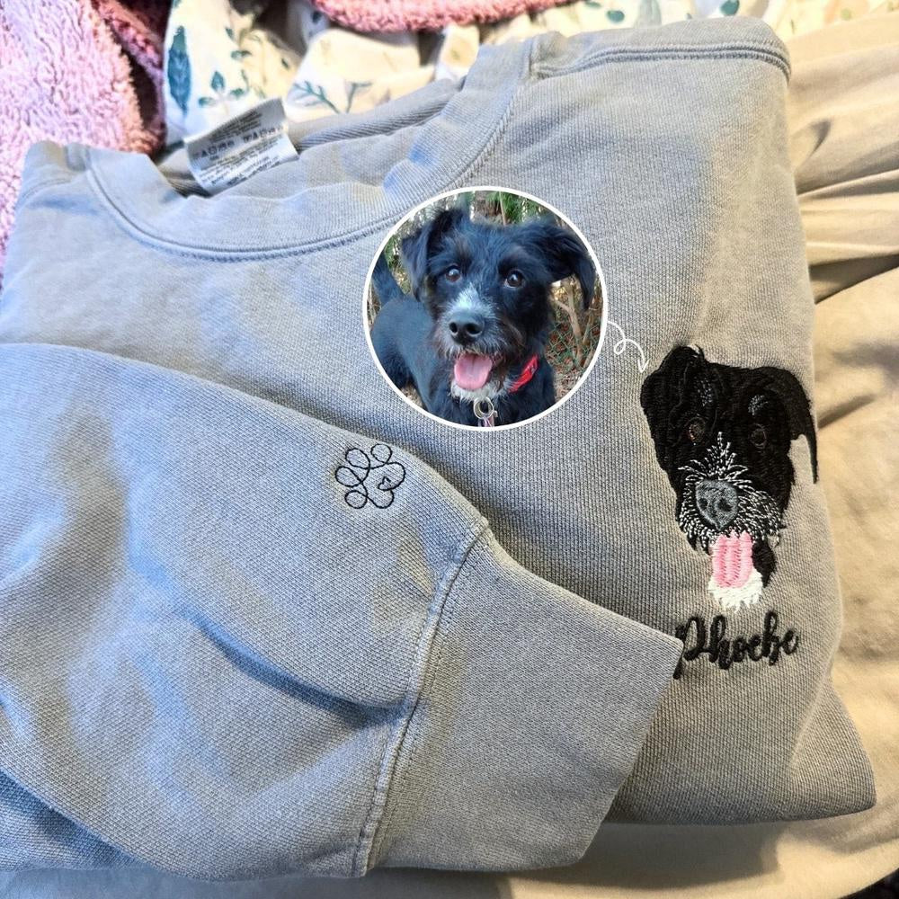 Embroidered Photo Sweatshirt, Custom Dog Embroidered Sweatshirt From Photo, Personalized Dog Lover 1 Sweatshirt With Dog Face, Christmas Gift